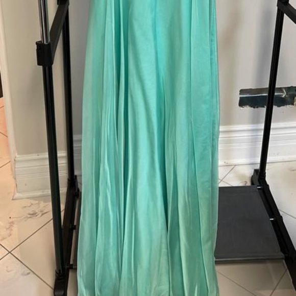 Aqua Blue Dress Size 6 Wedding Guest Dress/Prom Dress - Picture 4 of 6